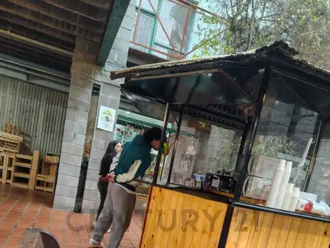 Buenos Aires 1300, Piso 0