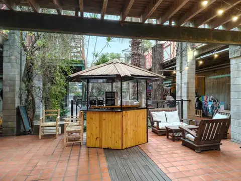 Buenos Aires 1300, Piso 0
