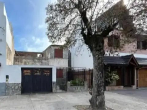 PH a Refaccionar c/Gran Potencial Constructivo Monte Castro!