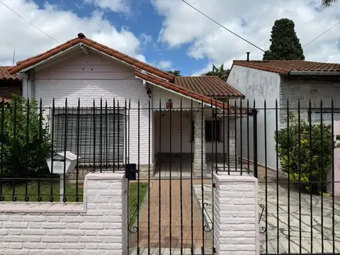 Casa Multifamiliar a refaccionar