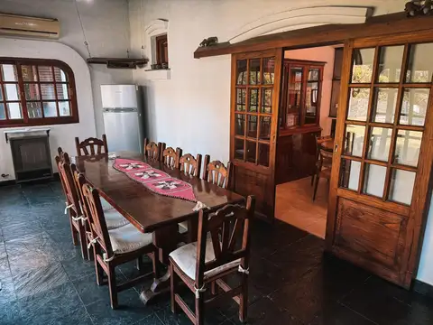 Casa 4 ambientes con 3 baños