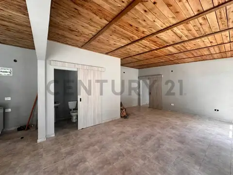 Casa a Estrenar con Pileta y Parque