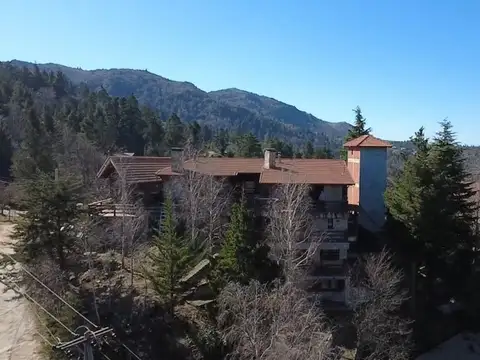 COMPLEJO TURISTICO EN LA CUMBRECITA