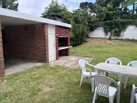 CHALET EN CANTEGRIL DE 4 AMB. MAS DEPENDENCIA