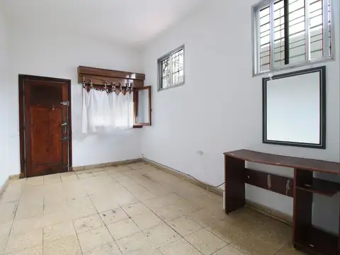 Depto Tipo Casa 4 ambientes con 1 baño