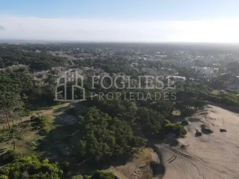 Lotes en Mar Azul a mts del mar