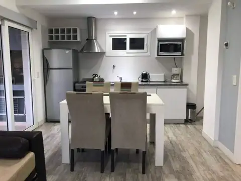 Departamento en Alquiler Temporal con 1 cocheras