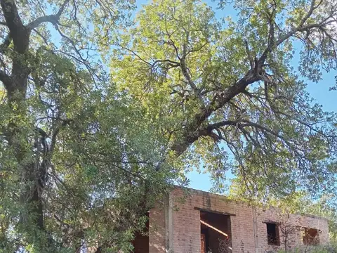 Venta de terreno + construcción en Las Rabonas