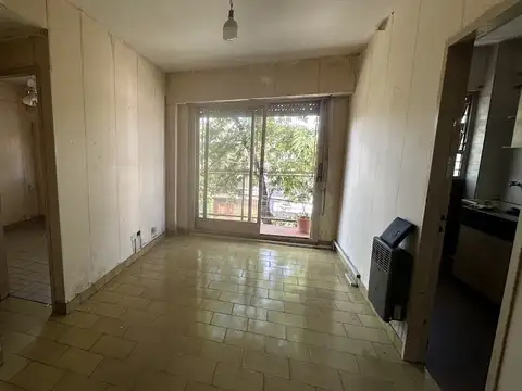 Irigoyen 700, Piso 2
