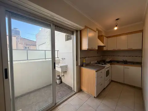 Depto Tipo Casa en Venta en Barrio San Pedro, USD 105.000