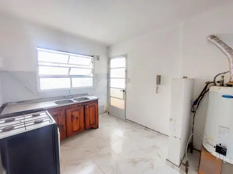 Departamento en Alquiler en Ramos Mejía, $ 800.000