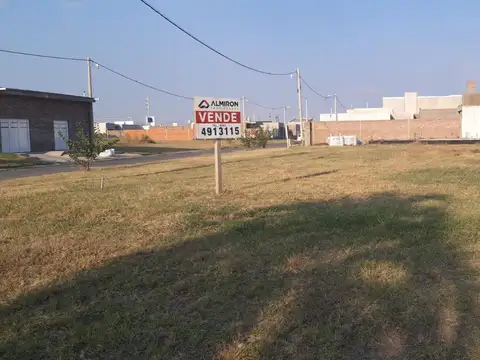 Venta | Lote | 315 m² | Apto comercial | Capitán Bermúdez | Barrio Terranova