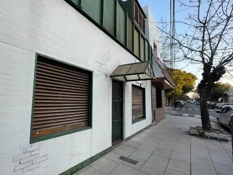 VENTA PH AL FRENTE 5 AMBIENTES VILLA LURO- PATIO