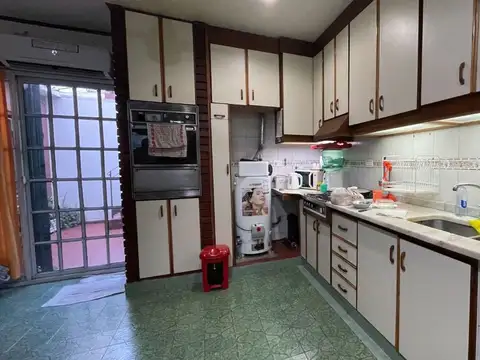 Depto Tipo Casa en Venta de 5 ambientes