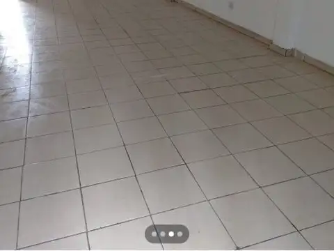 Local en Alquiler en Ingeniero Adolfo Sourdeaux, $ 700.000
