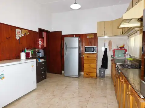 Garibaldi 2200