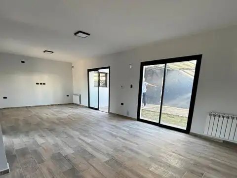 Dúplex a la venta a estrenar La Calandria
