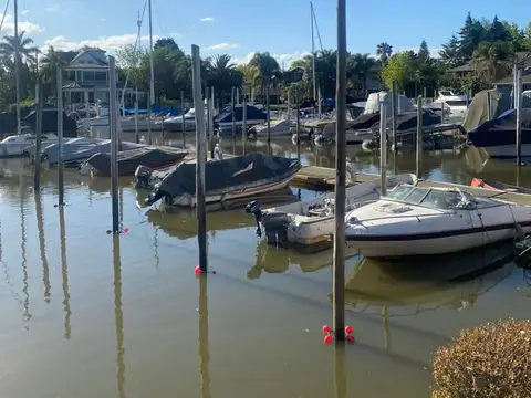 Alquiler AMOBLADO Boatcenter depto 3 amb Tigre