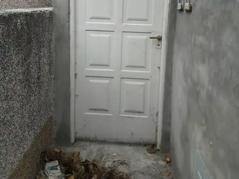 Casa en Alquiler en Capitan Bermudez, $ 500.000