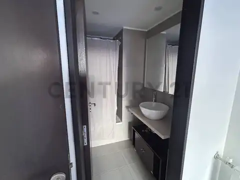 Departamento en Venta en Refinerías, USD 290.000