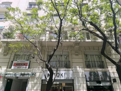 Piso francés  frente a Plaza San Martin, living, comedor, estar, 3 dormitorios, 1 suite, Retiro
