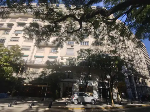 Marcelo T de Alvear al 600 - Pza  San Martin
