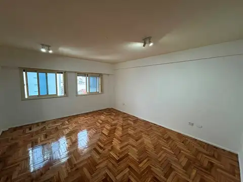 Departamento Monoambiente  en Venta en San Martin, G.B.A. Zona Norte, Argentina