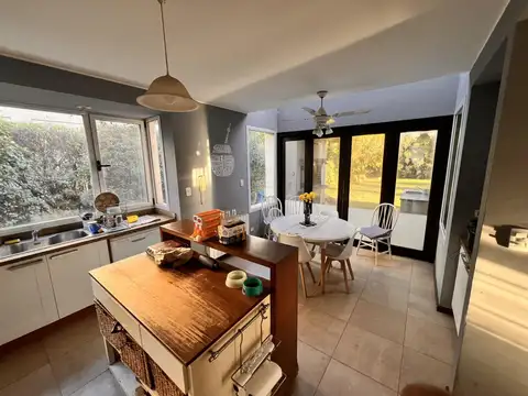 Casa en Venta en Funes, USD 650.000
