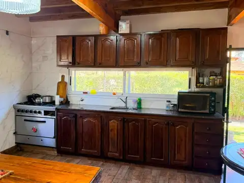 Casa en Venta con 5 cocheras