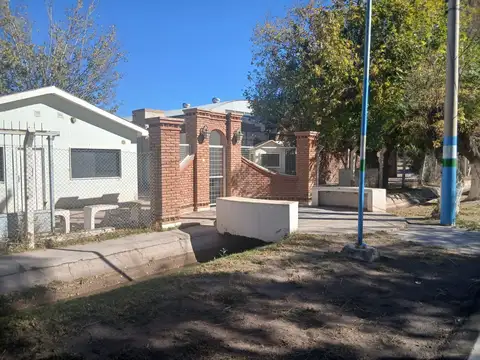NAVE INDUSTRIAL 950 M2 A METROS DE RN 40 ALBARDON