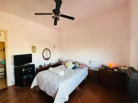 Depto Tipo Casa en Venta 64 años