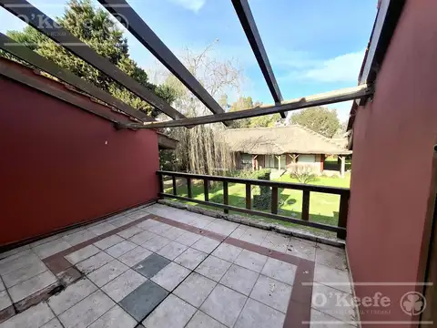 IMPECABLE CHACRA  EN A. SEGUI SOBRE 2.3 HAS CON PISCINA, CASA PRINCIPAL, SALON DE EVENTOS, QUINCHO Y