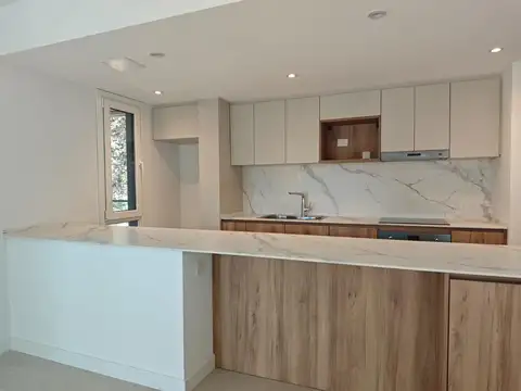 Departamento en Venta en Acassuso Vías  /  Libertador, USD 440.000