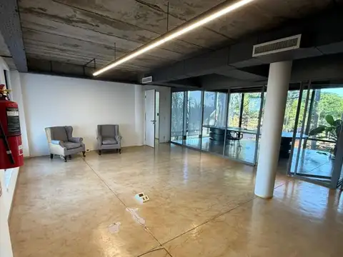 Oficina en Venta en Posadas, USD 1.350.000