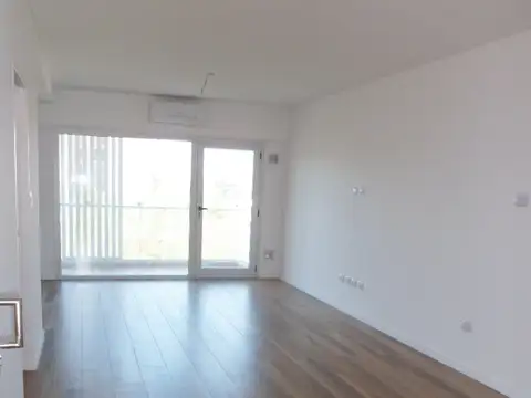 SEMIPISO MONO-AMBIENTE/LOFTS/OFICINA (APTO PROFESIONAL)