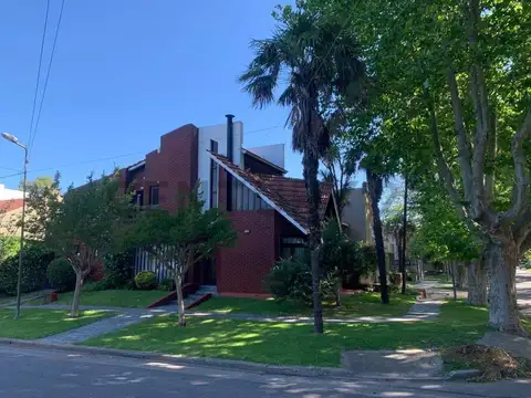 Casa en Venta en Santa Monica, USD 290.000