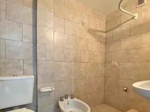 Departamento 5 ambientes con 3 baños