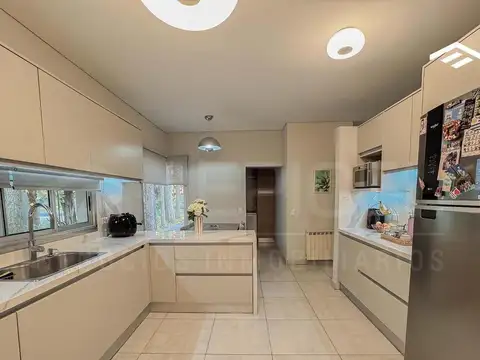 Casa en Venta en Countries y Barrios Cerrados en Esteban Echeverria, USD 550.000