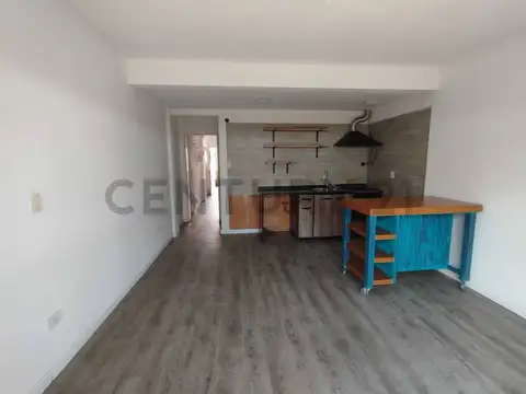 Venta de Casa PH 5 AMBIENTES en Morón centro