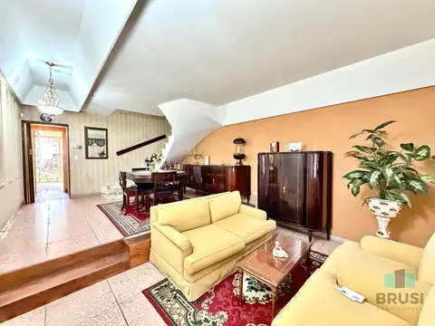 Casa en Venta de 5 dormitorios