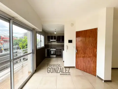 PH 2 AMBIENTES AL FRENTE CON BALCON