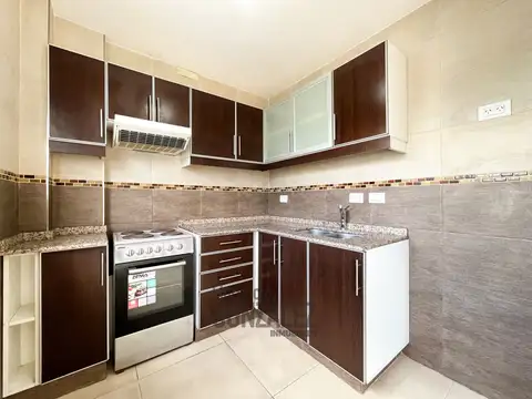 Depto Tipo Casa en Venta en Villa Real, USD 85.000