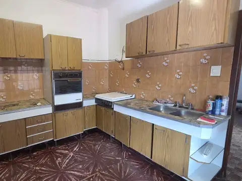 Depto Tipo Casa en Venta 51 años