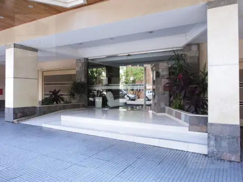 Departamento 2 amb. con balcon corrido - Flores