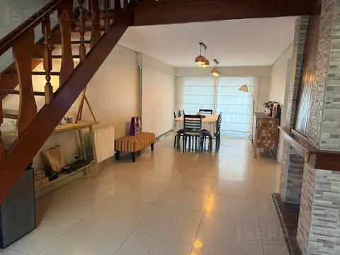 Casa en Alquiler de 3 dormitorios