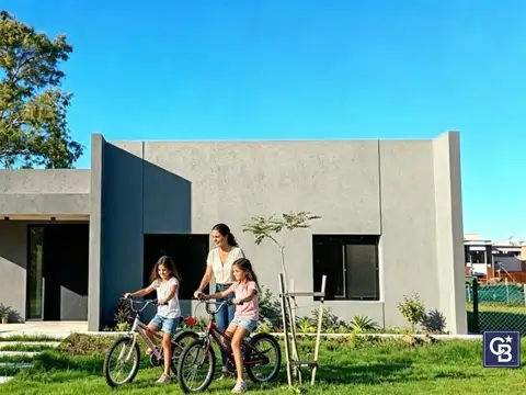 Venta de Casa a estrenar 5 ambientes en una planta con financiación en Santa Sofía, Pilar del Este