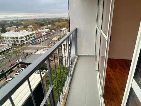 Departamento en venta en Acassuso, 4 amb con balcon