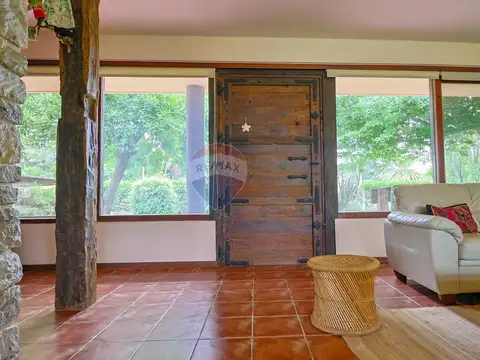 Casa en Alquiler en El Pinar, USD 5.000