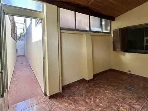 Iguazu al 600 bis