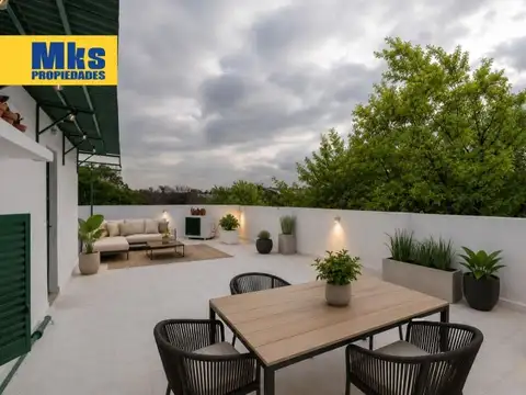 Venta. Ph. 4 ambientes. Terraza y patio. Barracas.